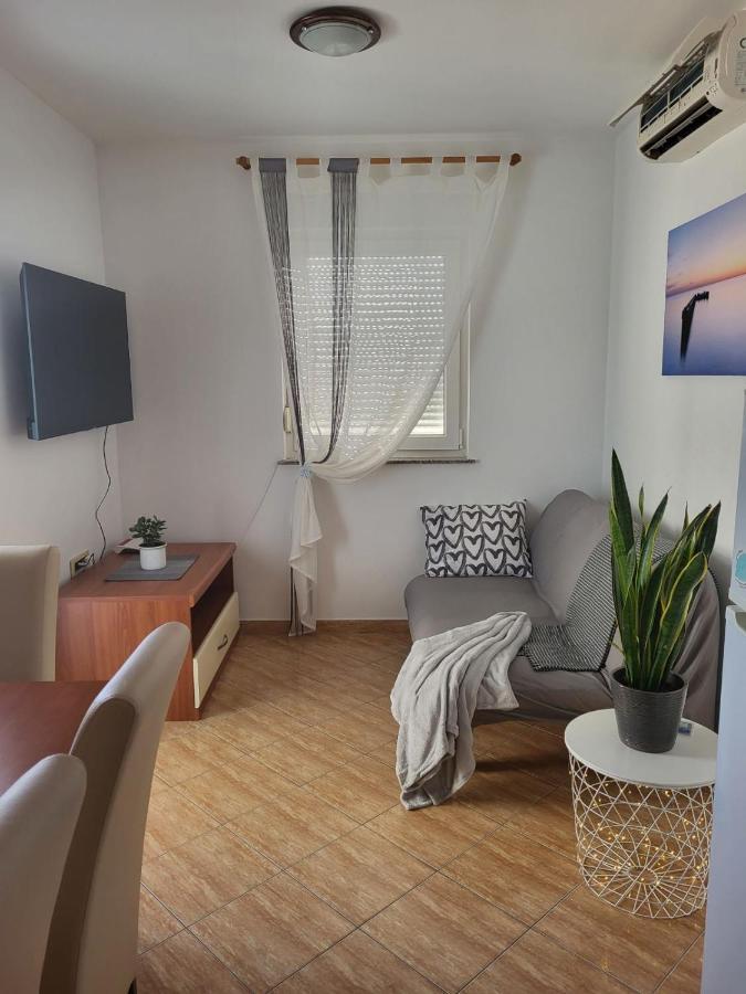 Apartma Dolores Vodnjan Exterior photo